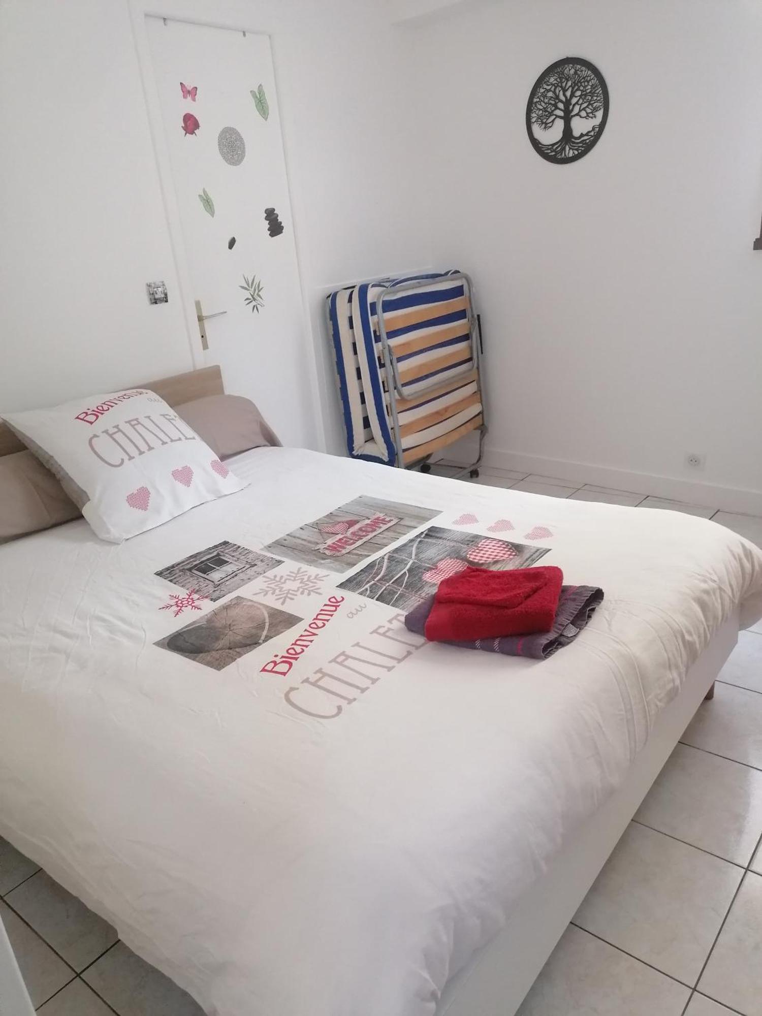 Le Petit Chalet -Appartement Proche De La Vieille Ville , Du Centre Ville Et Du Tram- Petit Dejeuner Offert Le Mans Zewnętrze zdjęcie