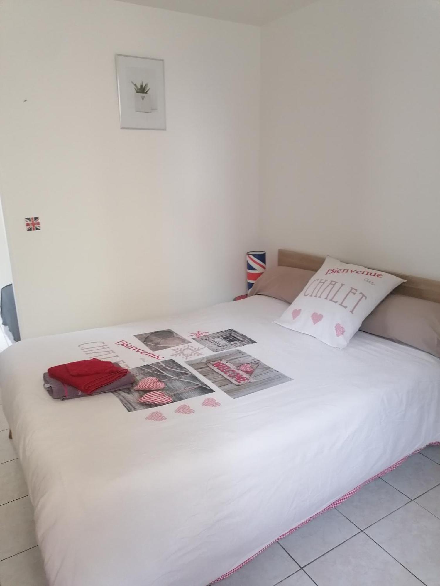 Le Petit Chalet -Appartement Proche De La Vieille Ville , Du Centre Ville Et Du Tram- Petit Dejeuner Offert Le Mans Zewnętrze zdjęcie