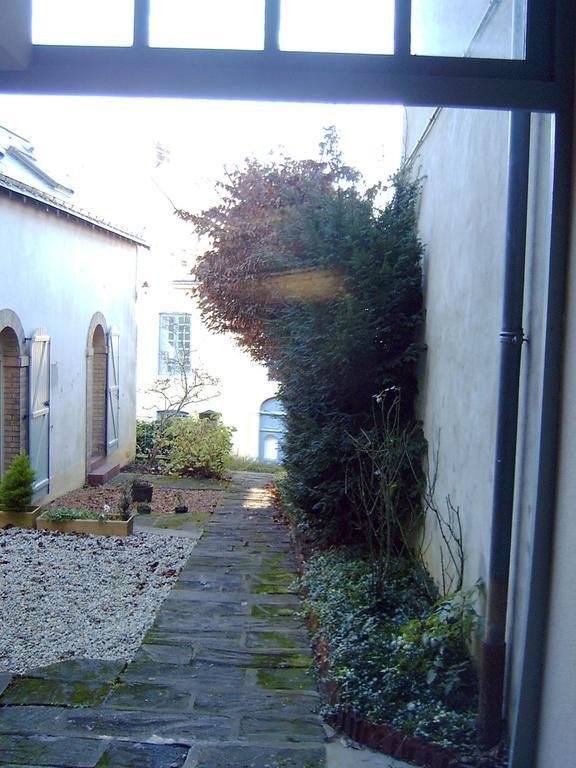 Le Petit Chalet -Appartement Proche De La Vieille Ville , Du Centre Ville Et Du Tram- Petit Dejeuner Offert Le Mans Pokój zdjęcie